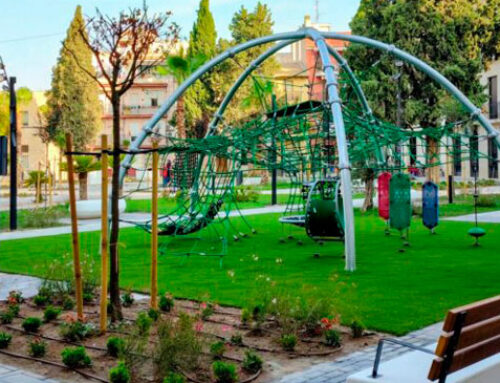 La Plaza de Las Malvas de Villena se abre al público como refugio climático y espacio cultural