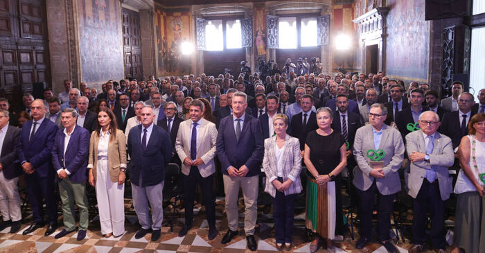 La Generalitat Valenciana reconoce la labor del Grupo Hozono Global tras la DANA